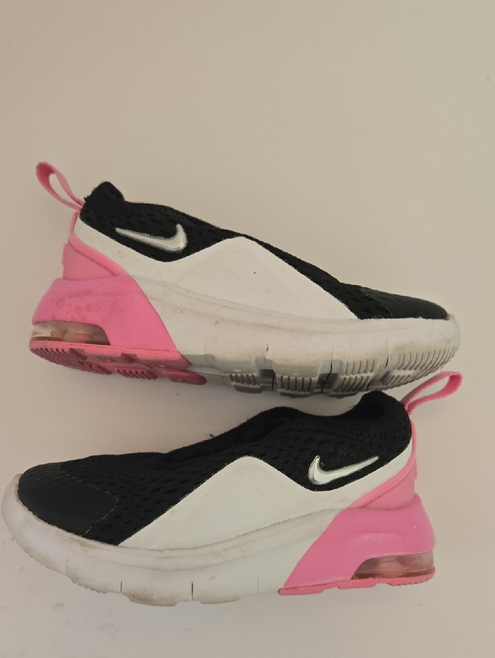 Nike Black & White Youth Slip-On Athletic Shoe